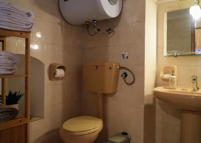 Amorosa House アパート *