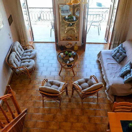 Amorosa House