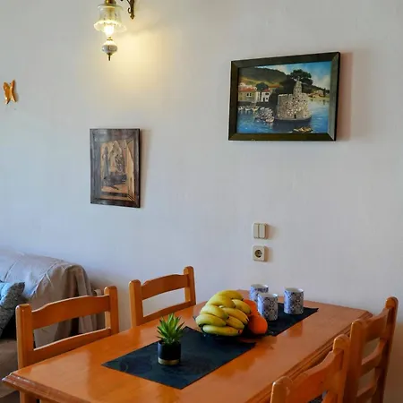 Amorosa House Apartment